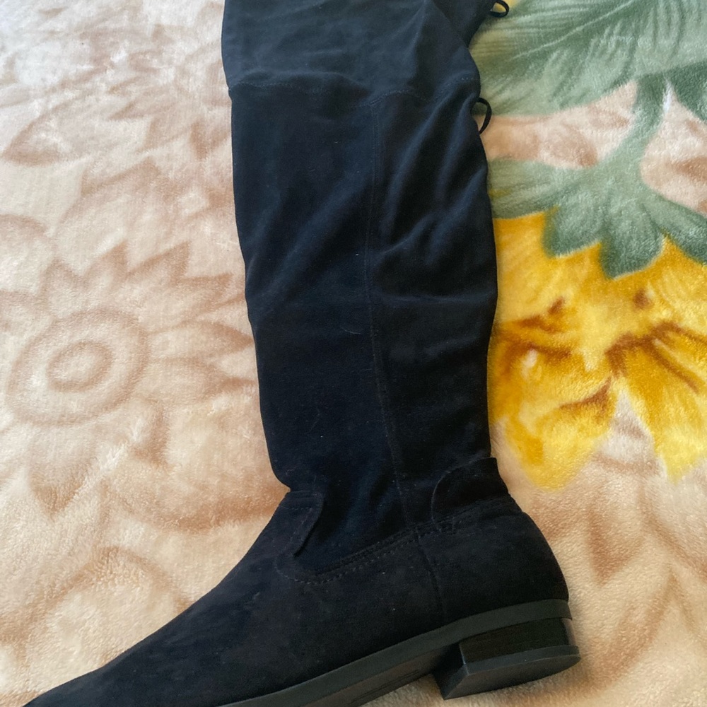 Over the knee tie boots in size 9W , faux suede in black. Flat heel